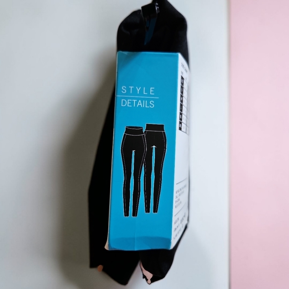 HUE Enhancers High Rise Tummy Control Leggings Black Size S NWT - Picture 4 of 5